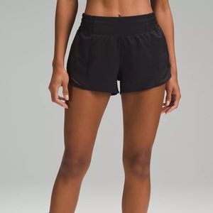 Lululemon Hotty Hot High rise shorts